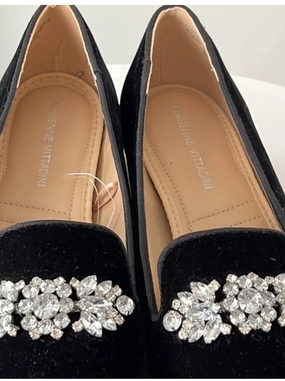 NEW Adrienne Vittadini Women 8 fits 7.5 Black Velvet Embellished Pointed Loafers